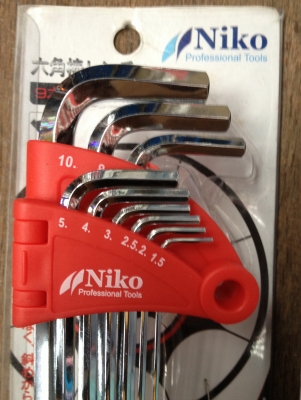 หกเหลี่ยม NIKO MADE IN TAIWAN เนื้อเหล็ก S2