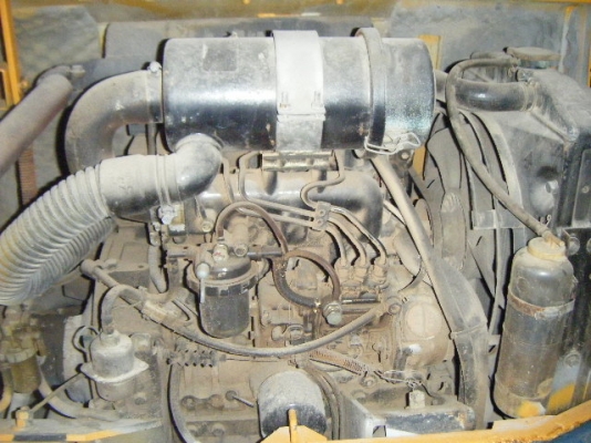 รถแบคโฮเล็กหัวแย็กคอนกรีต