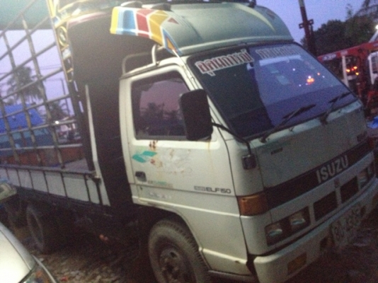 ISUZU KS21 100 แรงม้า ยาว 4.50 เมตร ราคา 195,000 บาท ต่อรองได้