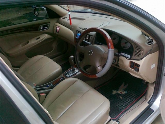 ขายดาวน์ 7,000 *** ซันนี่ไฟแตงโม LPGหัวฉีด สภาพดี ไม่มีชน