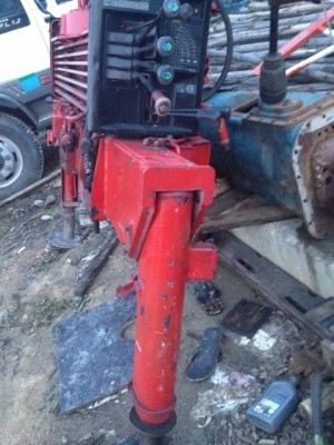 ขายเครน UNIC 3.7 ตัน 3 ปลอก 2 ชัก สภาพดี 255000