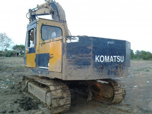 ขายแม็กโครKoMATSU PC 120 รถสวยพร้อมรายหัวแจะรถใช่งานดีมาก