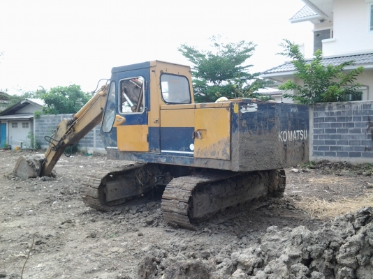 ขายแม็กโครKoMATSU PC 120 รถสวยพร้อมรายหัวแจะรถใช่งานดีมาก