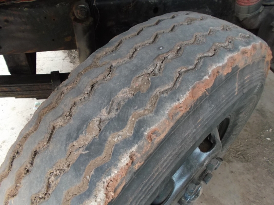 ขายด่วนรถสิบล้อสองเผลาไม่ดรั้มแม่ลูกคอกเกษตรHINOFL178