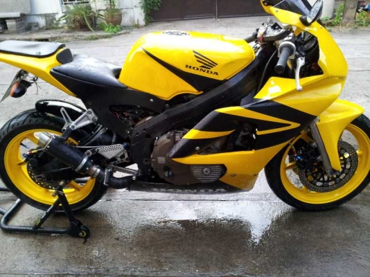 ขาย cbr400  y89 ทะเบียนไม่ขาดต่อพร้อมโอน 69,000