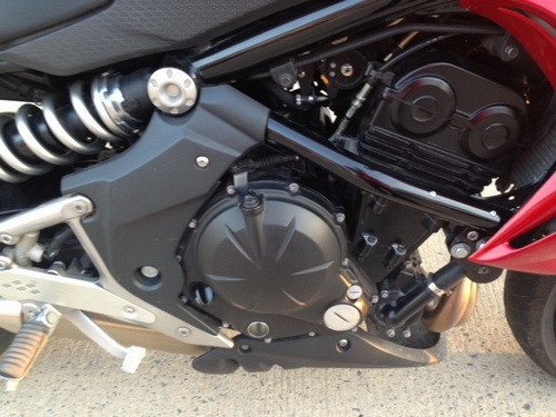 ++++ ขาย ER6N..ABS ปี2010 มือเดียว พร้อมโอน วิ่ง 1XXXX สวย