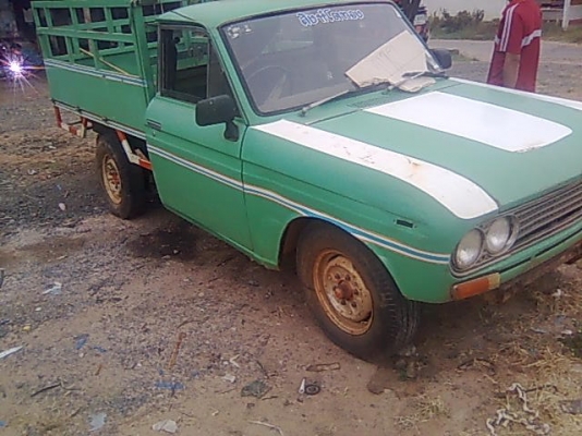 ขายดัทสัน520เกียร์คอ เครื่อง1300ครับ