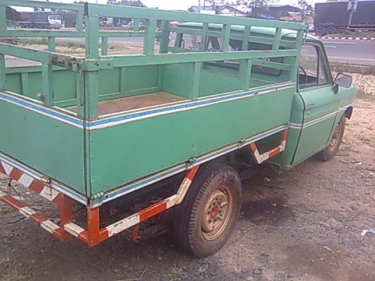 ขายดัทสัน520เกียร์คอ เครื่อง1300ครับ