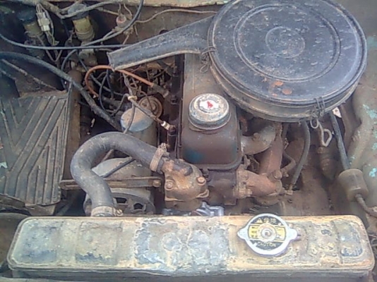 ขายดัทสัน520เกียร์คอ เครื่อง1300ครับ