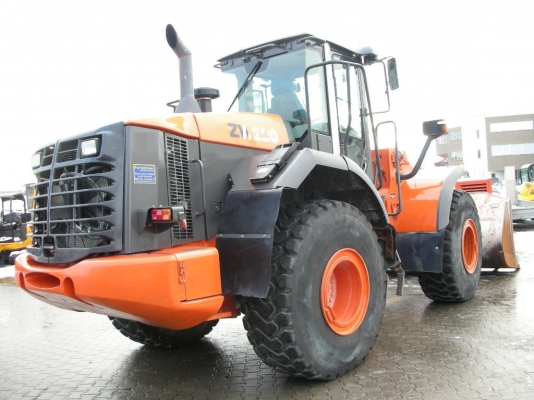 ขาย รถตัก Hitachi ZW220