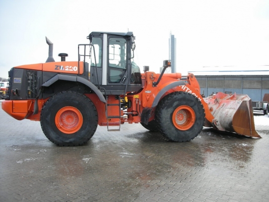 ขาย รถตัก Hitachi ZW220