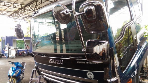 Isuzu giga รุ่นใหม่ max พร้อมเครื่อง 6 w f 370 แรงม้า Isuzu giga รุ่นใหม่ max พร้อมเครื่อง 6 w f 370 แรงม้า