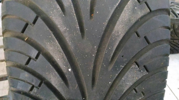 ล้อแม็กอะไหล่BMW318I  E36  15นิ้ว 5รู120  มียาง 800บาท 0890671028    อยู่ดอนเมือง IDline 0890671028