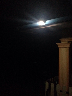 โซล่าเซล LED 16 ดวง เปิด-ปิด อัตโนมัติ เมื่อมืดค่ำ