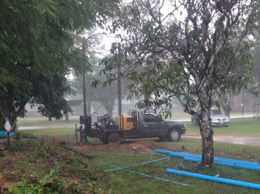 รถเจาะบาดาล พร้อมอุปกรณ์ใช้งาน ก้านเจาะ60เมตร