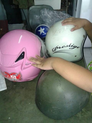 หมวกกันน็อคใหม่และมือสอง