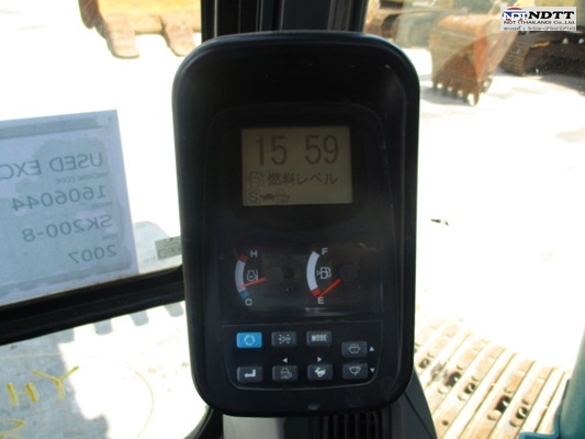 ขาย Kobelco SK200-8#YN11 นำเข้าจากญี่ปุ่น สภาพสมบูรณ์เลยครับ