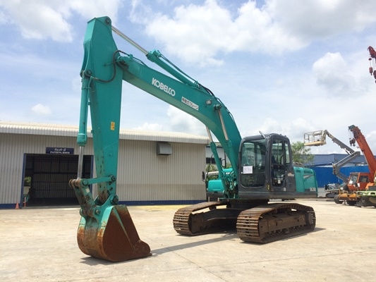 KOBELCO: SK200-8#YN11 ปี2007 ชั่วโมงงานน้อย นำเข้าตรงจากญี่ปุ่นครับ