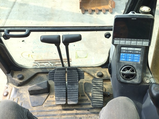 KOMATSU: PC200-8 ปี2007 4,952ชม.ชั่วโมงงานน้อย นำเข้าตรงจากญี่ปุ่นครับ