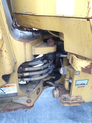 CAT: 910F#2SS 5526ชม. นำเข้าจากญี่ปุ่น เครื่องเกียร์ดี ยางสวยครับ