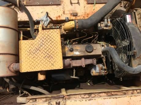 KOMATSU PC 100-3 KOMATSU PC 100-3