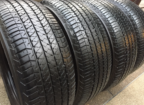 ยาง Bridgestone 265 60 18 สิ้นปี12 ดอกเต็ม ใช้ยาว ราคาไม่แพง