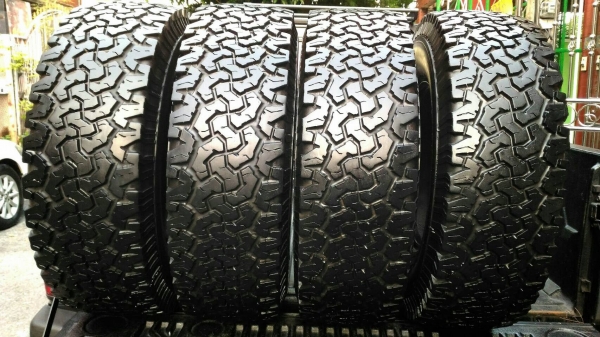 ยาง  BF 265 x 75 x 16 USA  ปี 13