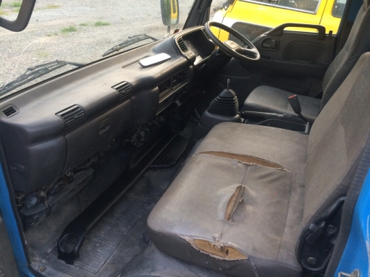 ขายหัวเก๋ง ISUZU NPR71L (หัวการ์ตูน) รถ6ล้อ นำเข้าจากญึ่ปุ่น100\% ราคาถูกๆ สภาพสวยๆ สนใจติดต่อ 081-948-5494