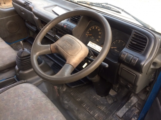 ขายหัวเก๋ง ISUZU NPR71L (หัวการ์ตูน) รถ6ล้อ นำเข้าจากญึ่ปุ่น100\% ราคาถูกๆ สภาพสวยๆ สนใจติดต่อ 081-948-5494