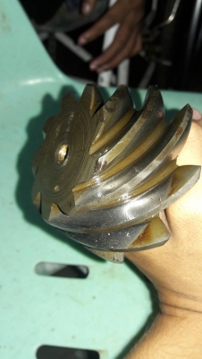 เฟืองท้ายนิสสัน Big M 9.37 หรือ 4.1 เฟืองสวยมีเฟืองใบสีกับเฟืองเดือยหมูสภาพสวย สนใจ 085-2534395 เฟืองท้ายนิสสัน Big M 9.37 หรือ 4.1 เฟืองสวยมีเฟืองใบสีกับเฟืองเดือยหมูสภาพสวย สนใจ 085-2534395