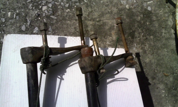 เหล็กคอชั่นบาร์ พร้อมขา 2 ชุด นิสสันบิ๊กเอ็ม