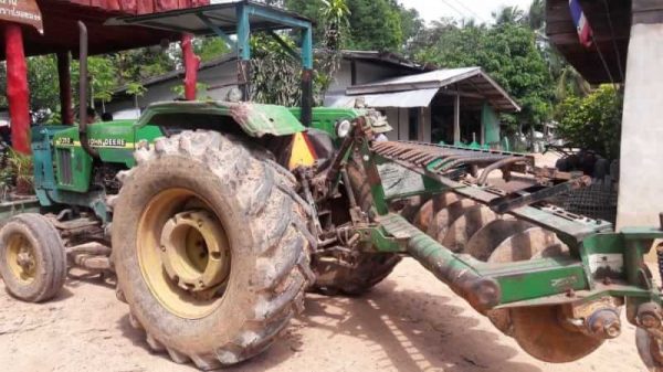 ขาย 215,000 JOHNDEERE 5310K เพลาเดียว ได้ผาน7/ใบดัน/พร้อมใช้งาน/.(สุรินทร์) 090-772-3710 090-772-3708 ขาย 215,000 JOHNDEERE 5310K เพลาเดียว ได้ผาน7/ใบดัน/พร้อมใช้งาน/.(สุรินทร์) 090-772-3710 090-772-3708