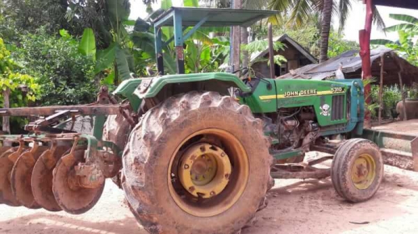 ขาย 215,000 JOHNDEERE 5310K เพลาเดียว ได้ผาน7/ใบดัน/พร้อมใช้งาน/.(สุรินทร์) 090-772-3710 090-772-3708 ขาย 215,000 JOHNDEERE 5310K เพลาเดียว ได้ผาน7/ใบดัน/พร้อมใช้งาน/.(สุรินทร์) 090-772-3710 090-772-3708