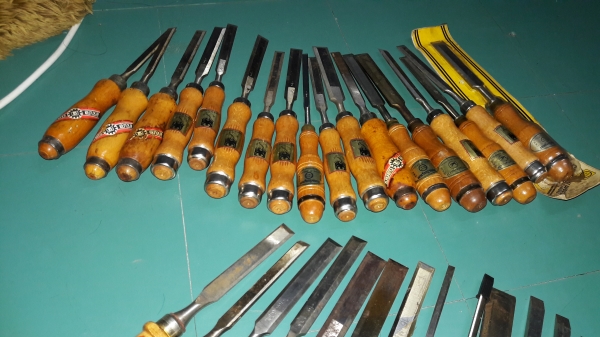 ขายสิ่วนานาชาติงานเก่าเก็บยุโรปขนาด1/4,3/8,1/2,5/8,3/4,1",1 1/2", 2" ราคาเริ่มต้นที่350-900บาทต่อด้าม ขายสิ่วนานาชาติงานเก่าเก็บยุโรปขนาด1/4,3/8,1/2,5/8,3/4,1",1 1/2", 2" ราคาเริ่มต้นที่350-900บาทต่อด้าม