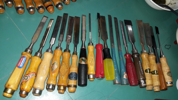 ขายสิ่วนานาชาติงานเก่าเก็บยุโรปขนาด1/4,3/8,1/2,5/8,3/4,1",1 1/2", 2" ราคาเริ่มต้นที่350-900บาทต่อด้าม ขายสิ่วนานาชาติงานเก่าเก็บยุโรปขนาด1/4,3/8,1/2,5/8,3/4,1",1 1/2", 2" ราคาเริ่มต้นที่350-900บาทต่อด้าม