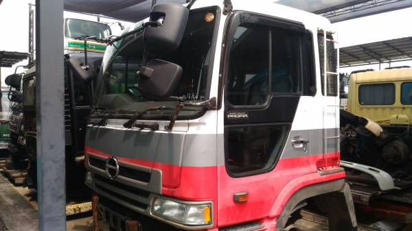 หัว profia มีหลายรุ่น หลายสี หลายสเปค