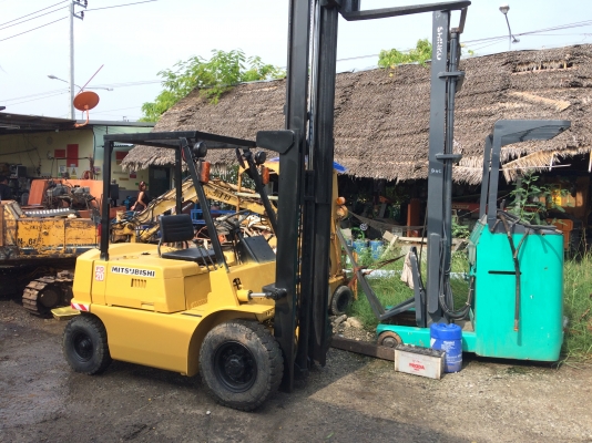 mitsubishi fd2.0ตันสภาพดีพร้อมใช้