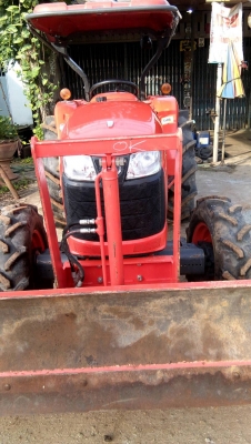 ขายด่วน รถไถคูต้ารุ้น L 4708SP รถปี58พร้อมอุปกรณ์ 3 ชิ้น กระสวย. อุปกรณ์ทุกชิ้นตราช้าง ขายด่วน รถไถคูต้ารุ้น L 4708SP รถปี58พร้อมอุปกรณ์ 3 ชิ้น กระสวย. อุปกรณ์ทุกชิ้นตราช้าง