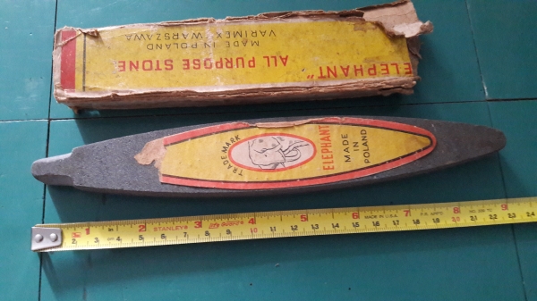 ขายหินลับมีดตราหัวช้างงานเก่าเก็บMade in Poland.