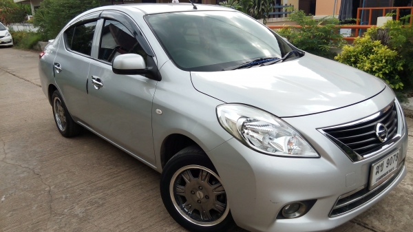 ขายรถยนต์