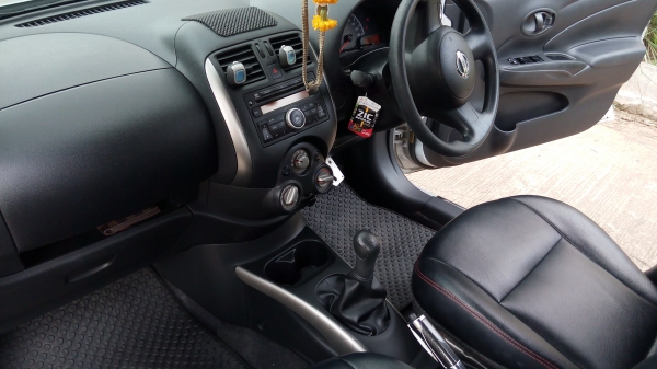 ขายรถยนต์