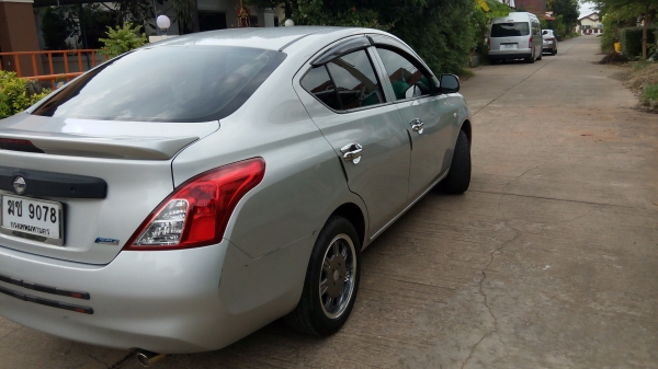 ขายรถยนต์