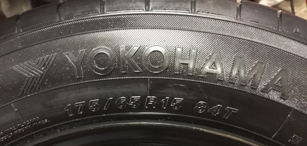 ยางป้ายแดง 175-65-15 YOKOHAMA BluEarth ยางป้ายแดง 175-65-15 YOKOHAMA BluEarth