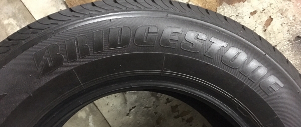 ยาง Bridgestone Duravis 215-65-16 ปี14 ยาง Bridgestone Duravis 215-65-16 ปี14