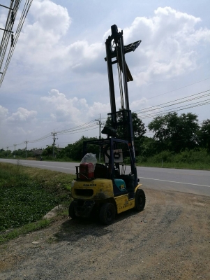 รถโฟล์คลิฟท์ 2 ตัน งาสูง 5 เมตร งากระดกไ้ด้ ใช้งานได้ปกติ รูดบัตรเครดิตได้ รถโฟล์คลิฟท์ 2 ตัน งาสูง 5 เมตร งากระดกไ้ด้ ใช้งานได้ปกติ รูดบัตรเครดิตได้