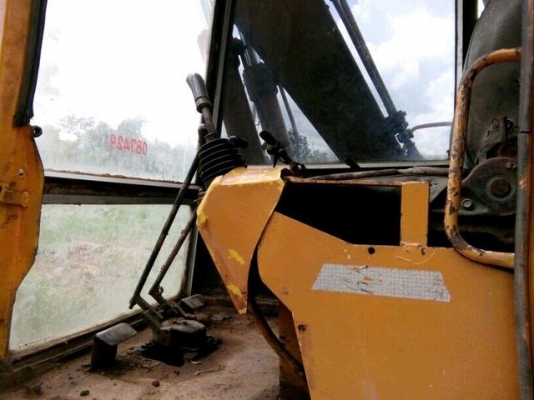 ขาย!! >>>Komatsu Pc120 รุ่น 3 คอนโทรนสั้น <<< ราคาเบาๆ 345,000 บาท