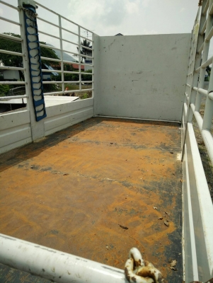 ขายอีสุสุ195 เดก้ามีกระบะใหม่ใส่ให้ครับ เอกสานพร้อมโอน ยาว5.70ติดต่อ เจ้าของ 0805771468 คุณ อาท