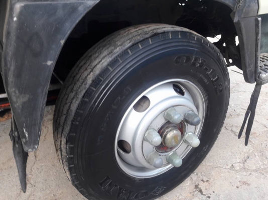 ขายอีสุสุ195 เดก้ามีกระบะใหม่ใส่ให้ครับ เอกสานพร้อมโอน ยาว5.70ติดต่อ เจ้าของ 0805771468 คุณ อาท