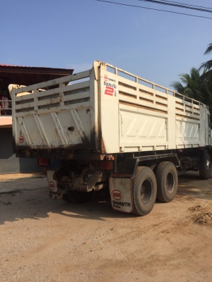 ขาย hino mega 320 แรง ม้า ปี49 รถสวย ยางเต็มพร้อมใช้งานราคาต่อลอง ได้ ครับ