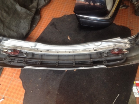 กันชนหน้า BMW E46 มีไฟตัดหมอกครบคานในกันชนครบเก่าญี่ปุ่นสภาพตารูป กันชนหน้า BMW E46 มีไฟตัดหมอกครบคานในกันชนครบเก่าญี่ปุ่นสภาพตารูป